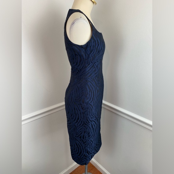 BANANA REPUBLIC Blue Black Sleeveless Career Sheath Dress | Size 4 - Picture 5 of 10